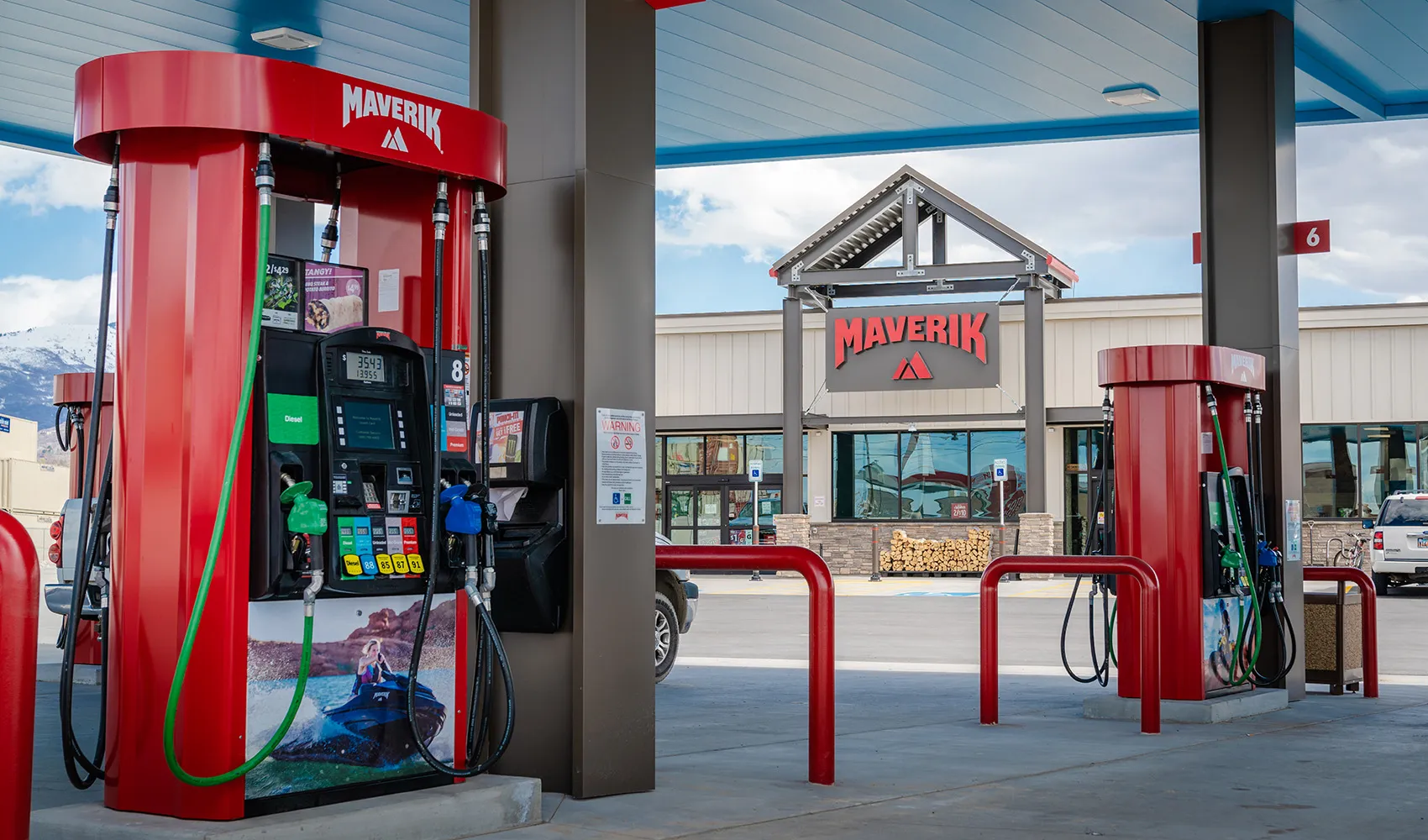 Maverik Nominated for Two USA TODAY 10Best Readers’ Choice Awards