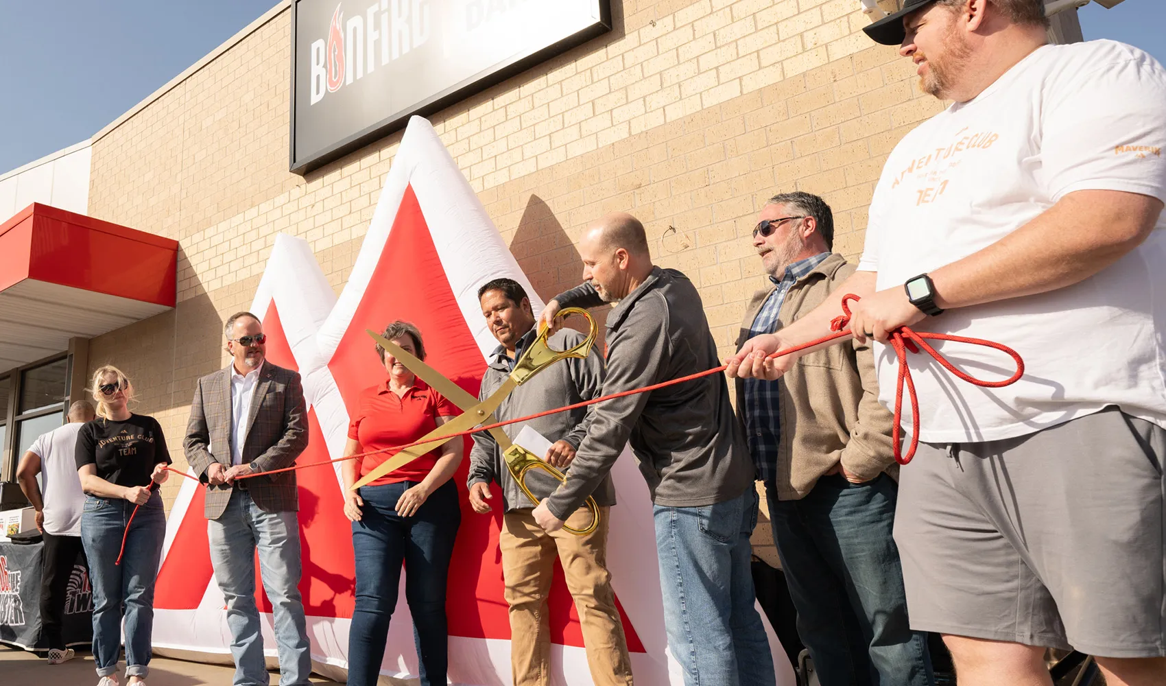 Maverik Celebrates Oklahoma Rebrands with Tulsa Grand Opening, $10K Community Donation